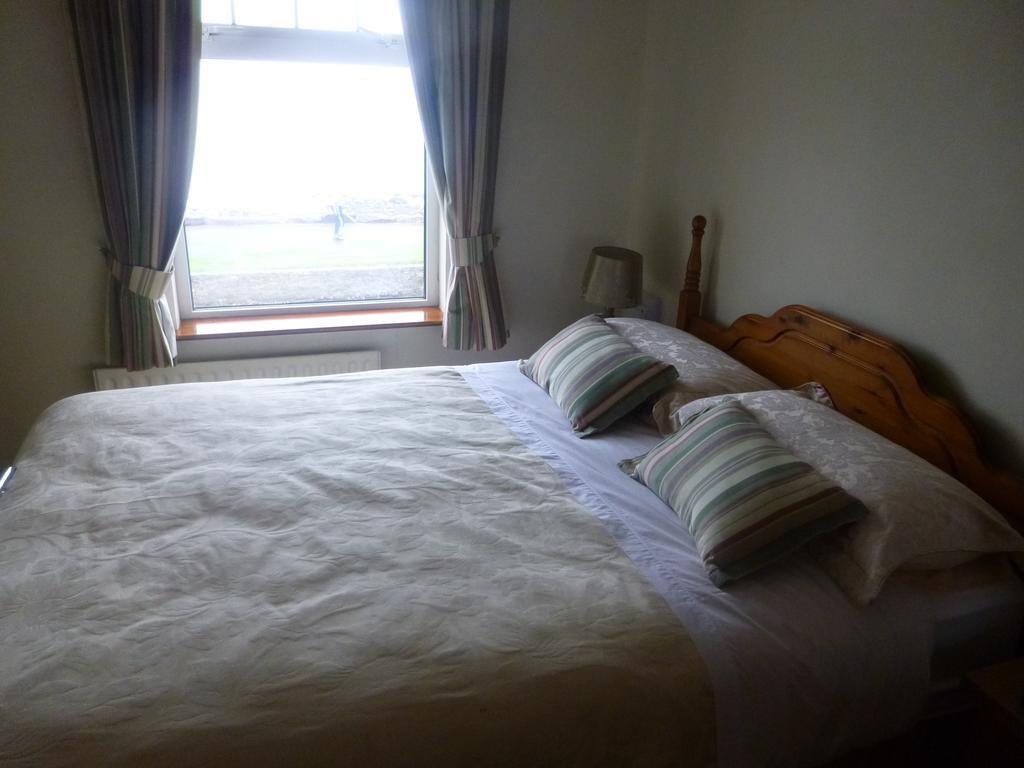 Clifford'S Ocean View B&B Waterville Phòng bức ảnh