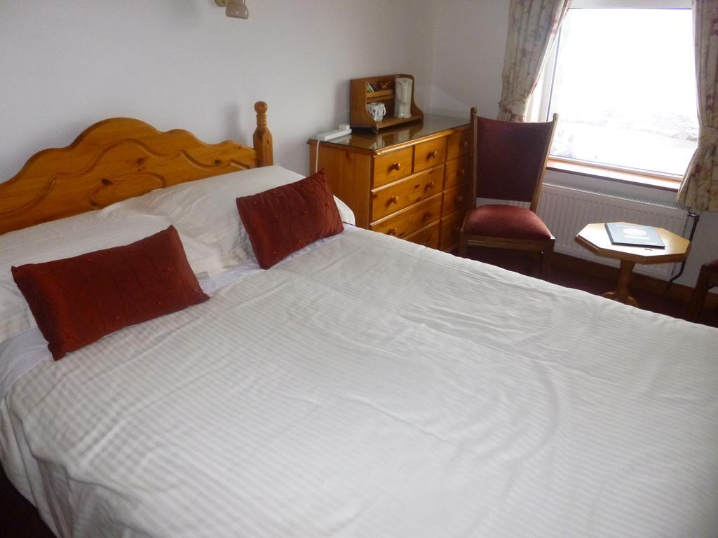 Clifford'S Ocean View B&B Waterville Phòng bức ảnh
