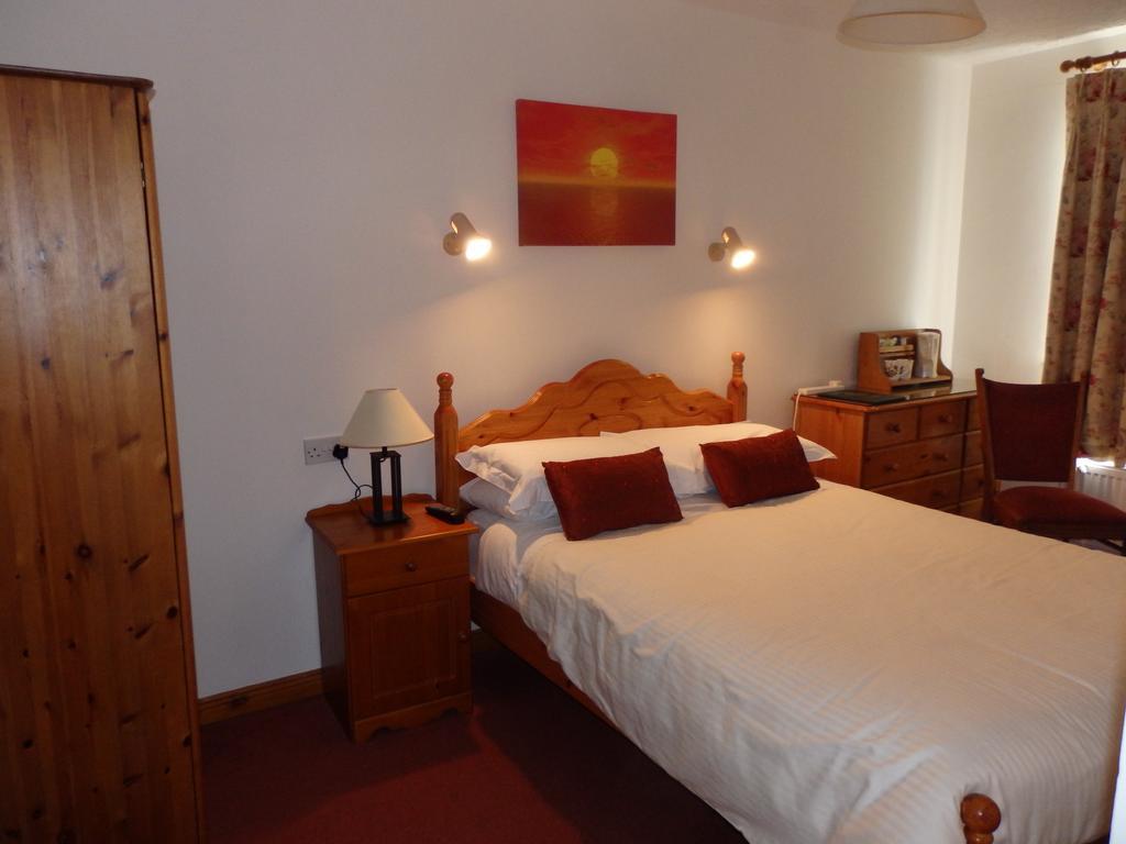 Clifford'S Ocean View B&B Waterville Ngoại thất bức ảnh
